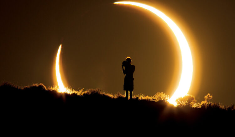 Annular Solar Eclipse over New Mexico Image Credit & Copyright: Colleen Pinski