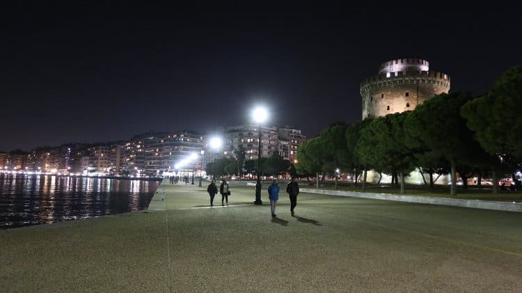 Canon-G1-X Mark III sample image night