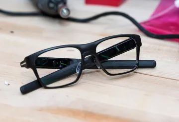 intel vaunt smart glasses prototype