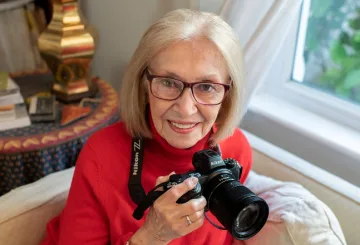 Marilyn Stafford, Nikon