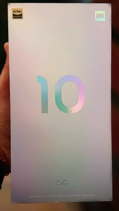 Xiaomi Mi 10 unboxing κουτί