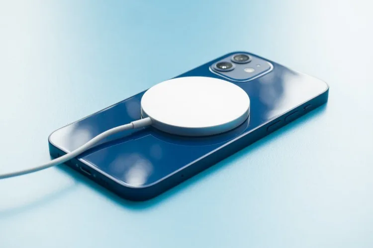 iphone 13 wireless charging