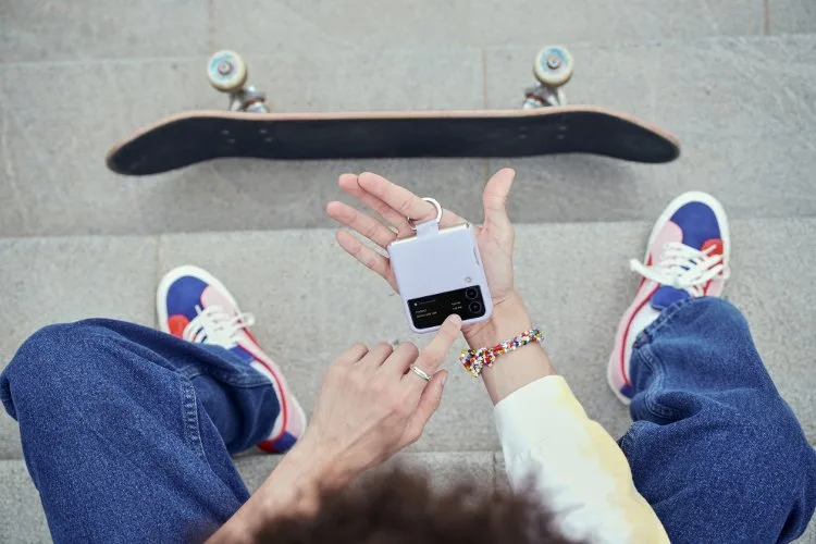 Galaxy Z Flip3 5G in silicon case, boy with skateboard
