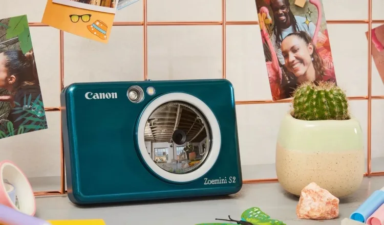 Η Canon εξελίσσει τη σειρά στιγμιαίας φωτογράφισης και εκτύπωσης με την Canon Zoemini S2