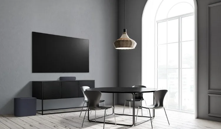 Το νέο LG Eclair soundbar προσφέρει πλούσιο ήχο για τους λάτρεις ταινιών και μουσικής
