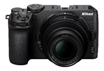 Nikon βραβεια TIPA 2023, Nikon Z30, η καλύτερη vlogging mirrorless φωτογραφική μηχανή της εταιρείας. (Nikon)