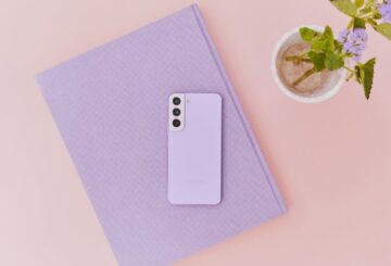 Nέα έκδοση του Samsung Galaxy S22 στην απόχρωση Bora Purple