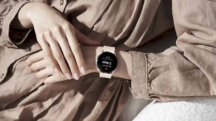 Galaxy Watch 5: H παρακολούθηση του έμμηνου κύκλου στο χέρι σας!