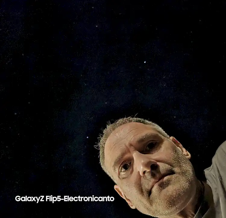 Galaxy Z Flip 5 review - main camera astrophotography selfie shot.