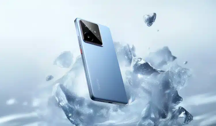 Το realme GT 7 είναι το πρώτο smartphone με σύστημα ψύξης IceSense και γραφένιο, που προσφέρει κορυφαίες επιδόσεις ακόμη και κάτω από τον καυτό ήλιο.