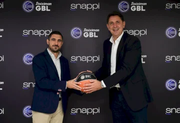 Snappi Stoiximan Greek Basketball League αριστερά ο Δημήτρης Γκανέτσος, Head of Marketing Snappi, Ευθύμης Ρεντζιάς, Γενικός Διευθυντής Stoiximan GBL [Snappi]