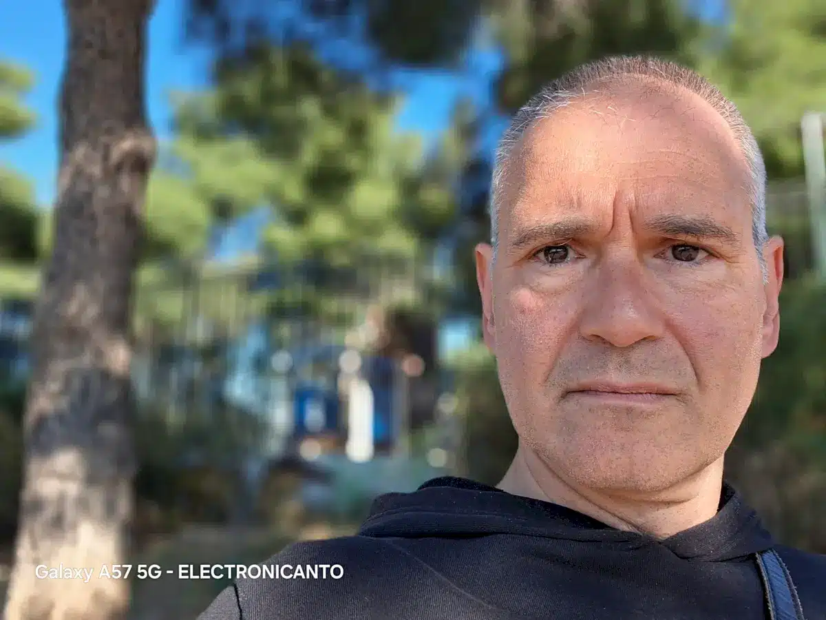 Samsung Galaxy A57 5G review by Electronicanto - HDR Selfie Shot