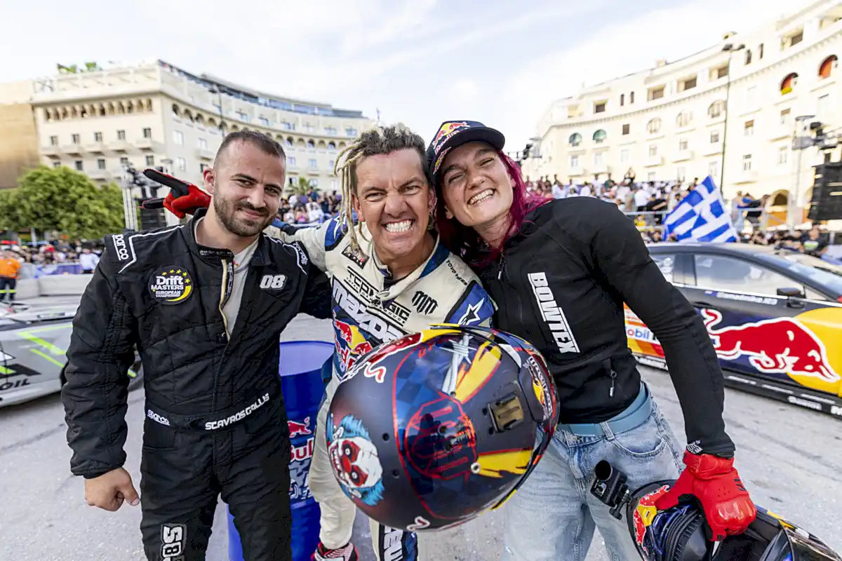 Ο Mad Mike με τη Sarah Lezito και τον Σταύρο Γρύλλη στο Red Bull Mad Mike Tour στη Θεσσαλονίκη [Alex Grymanis]