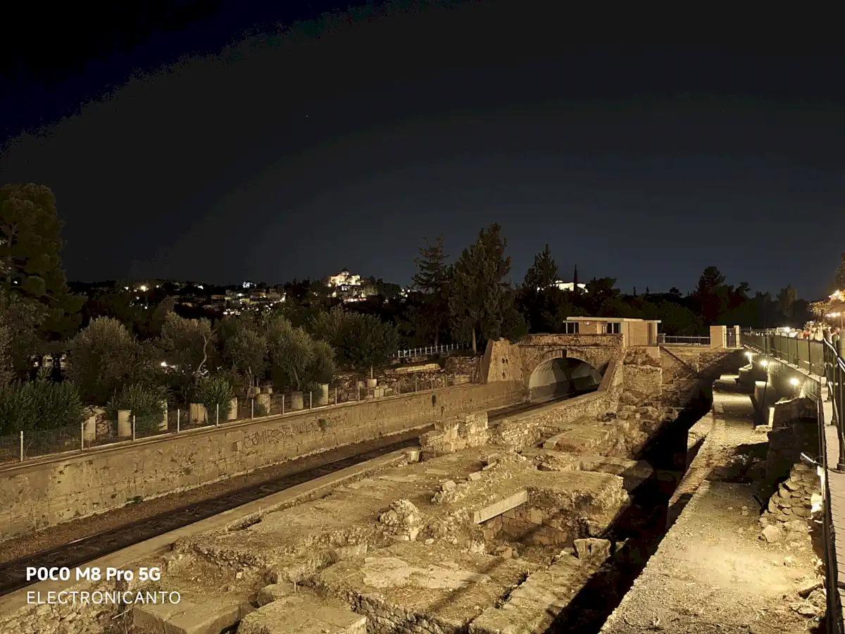 Poco M8 Pro review by electronicanto - image sample nightshot, x1 zoom