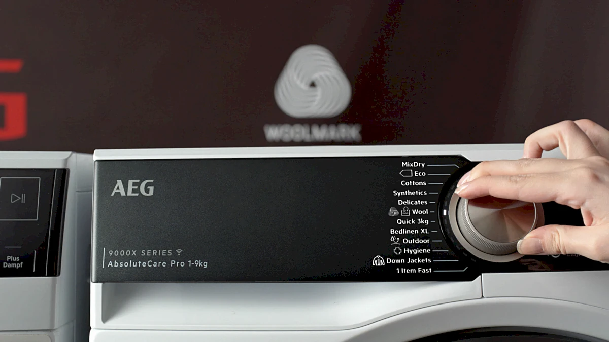 AEG 9000X Absolute Care Tuble Dryer Woolmark